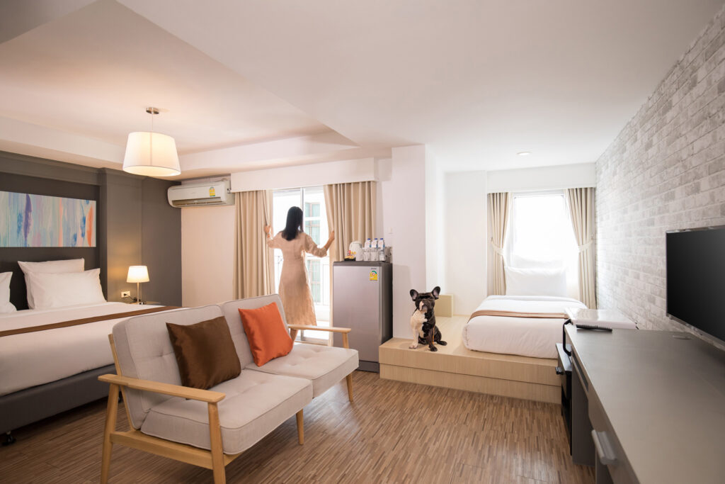 junior suite beach pattaya1 1 - Journeyhub