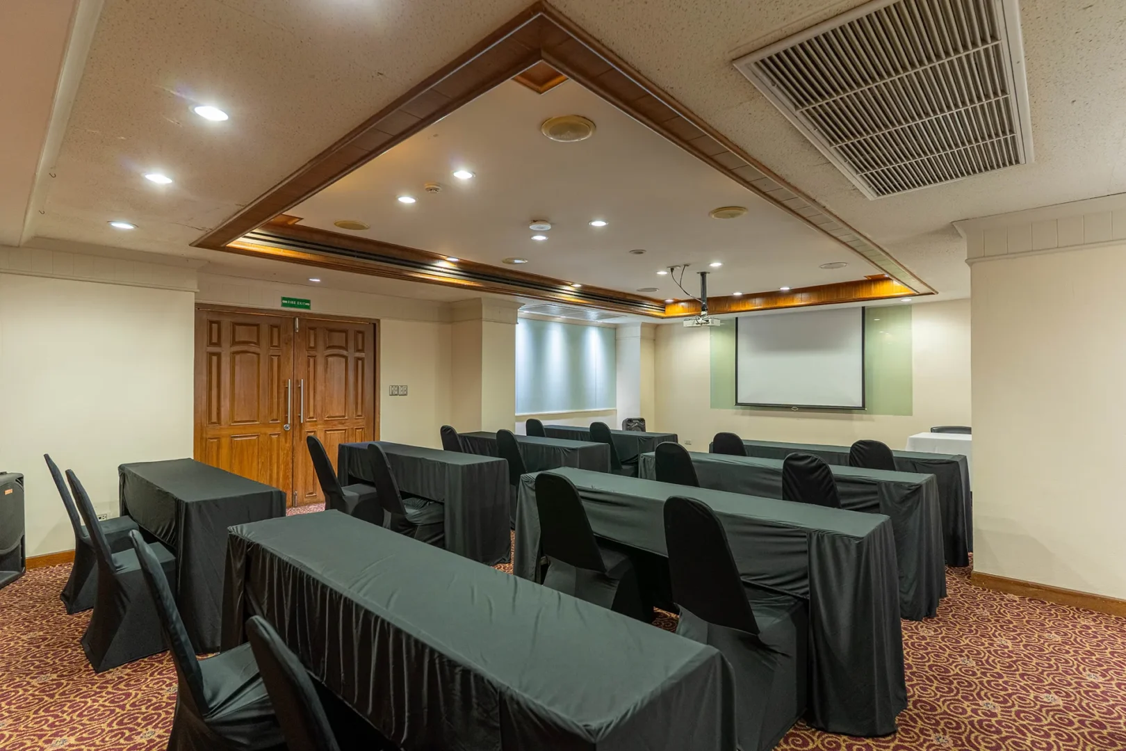 hotel phrom phong meeting events - Journeyhub